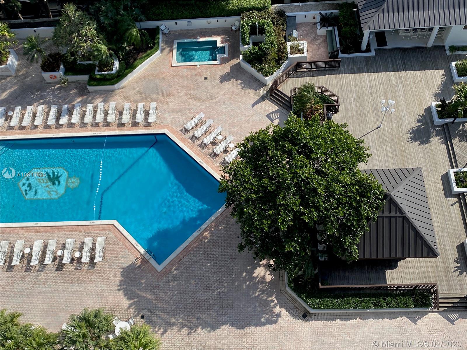 THE PALM BAY YACHT CLUB C - Residential Lease