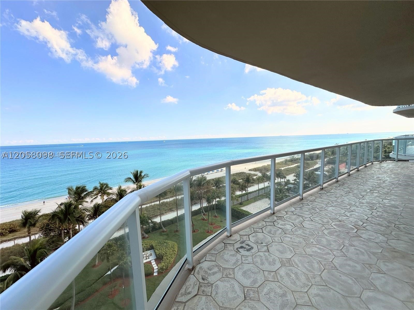 8855 Collins Ave 8A
