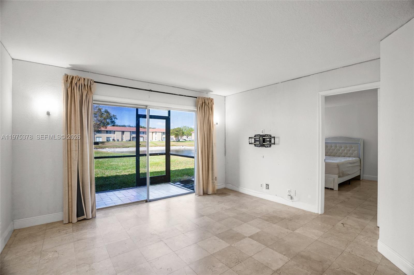 LAKEWOOD VILLAGE - Residential