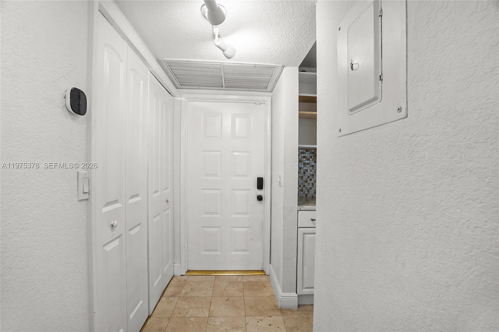 LAKEWOOD VILLAGE - Residential