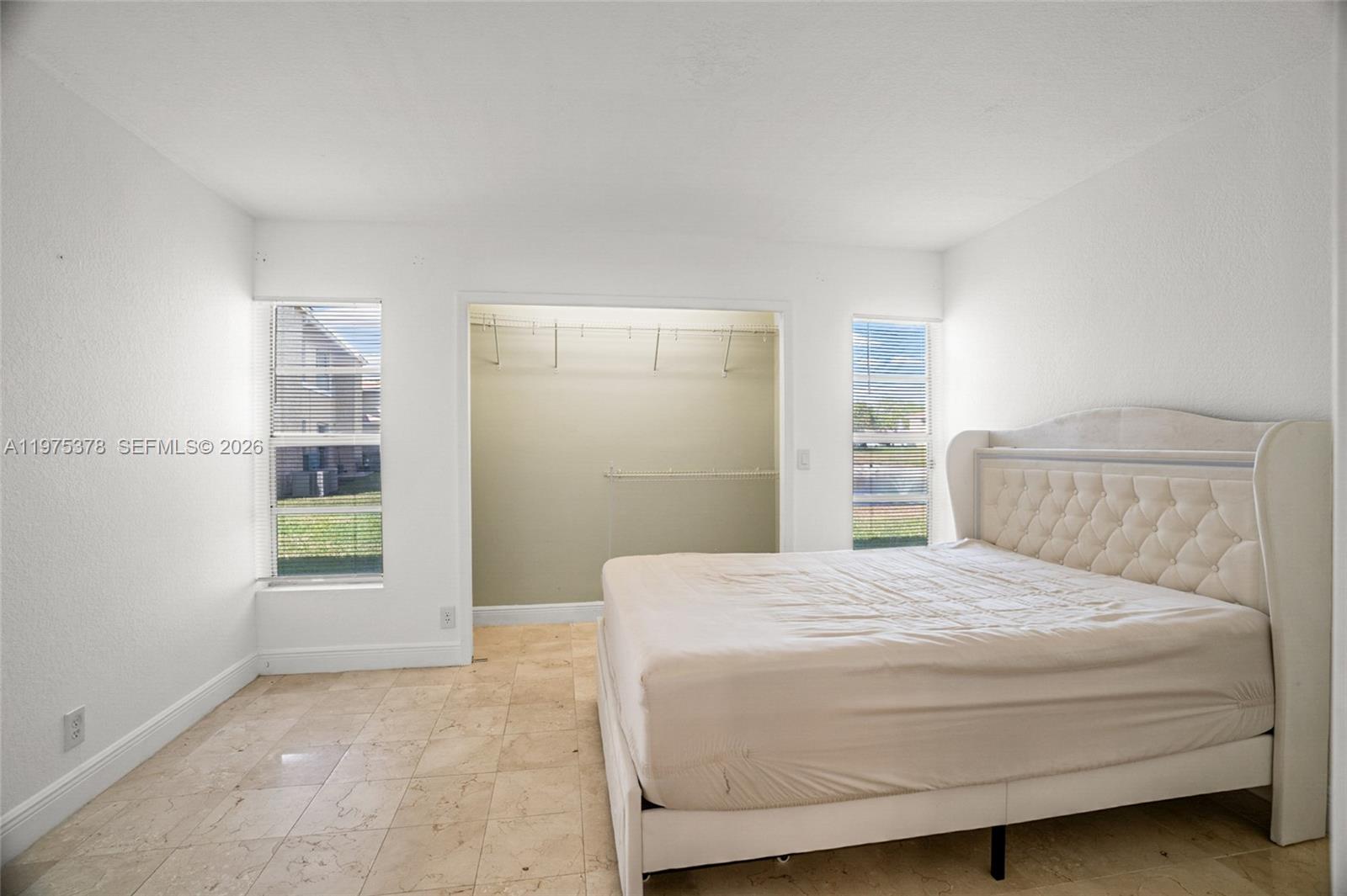 LAKEWOOD VILLAGE - Residential