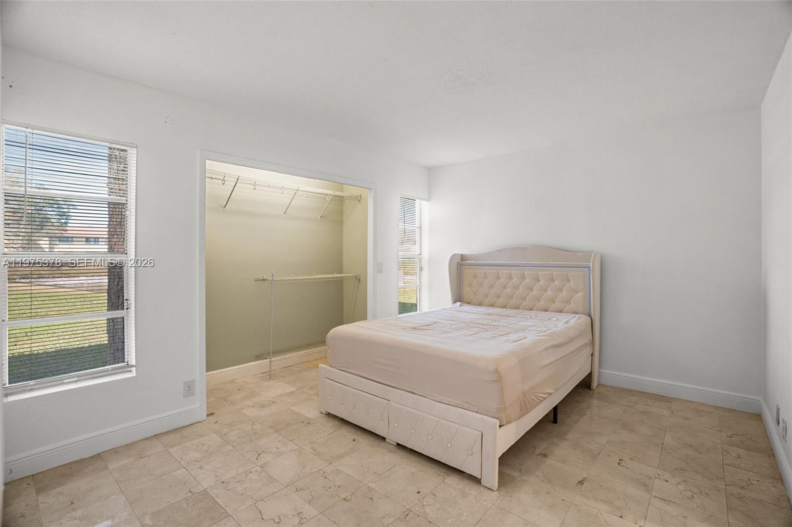 LAKEWOOD VILLAGE - Residential