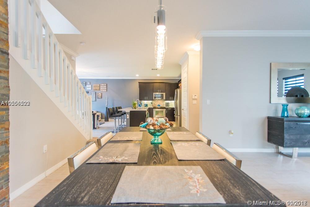 CHAMPION LAKES - Residential Lease