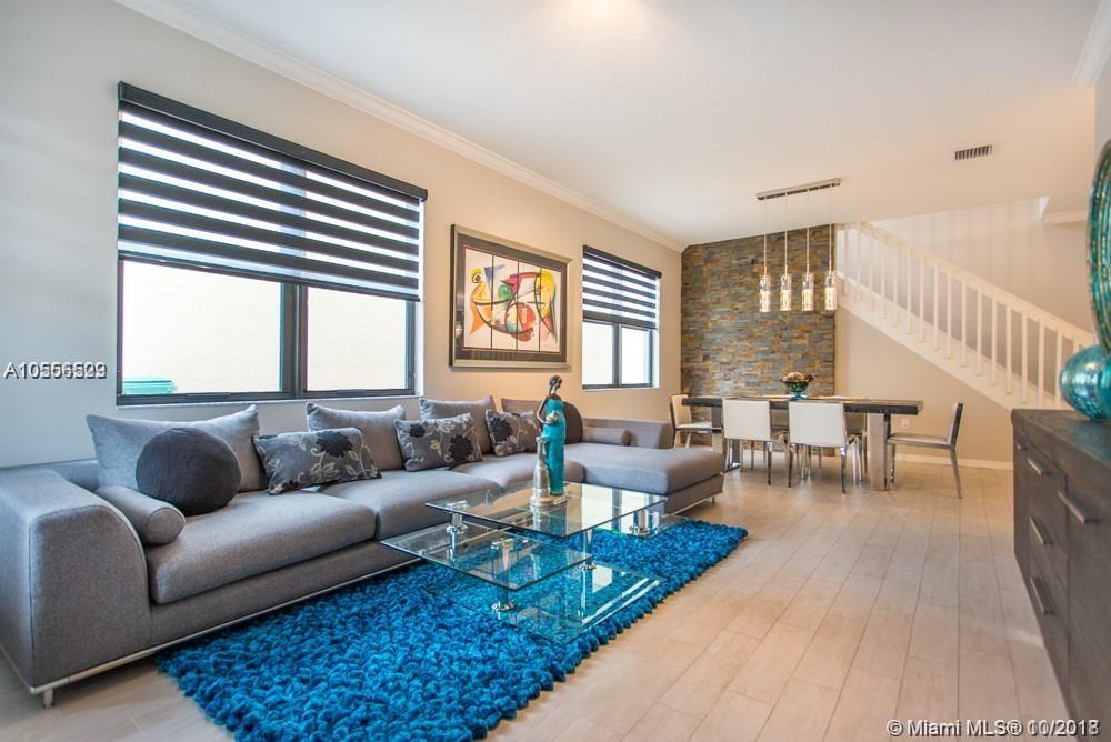 CHAMPION LAKES - Residential Lease