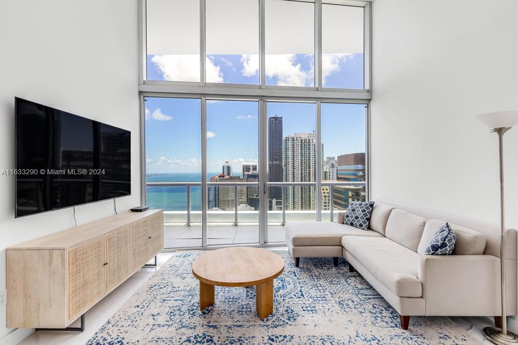 ICON BRICKELL NO TWO - Residential