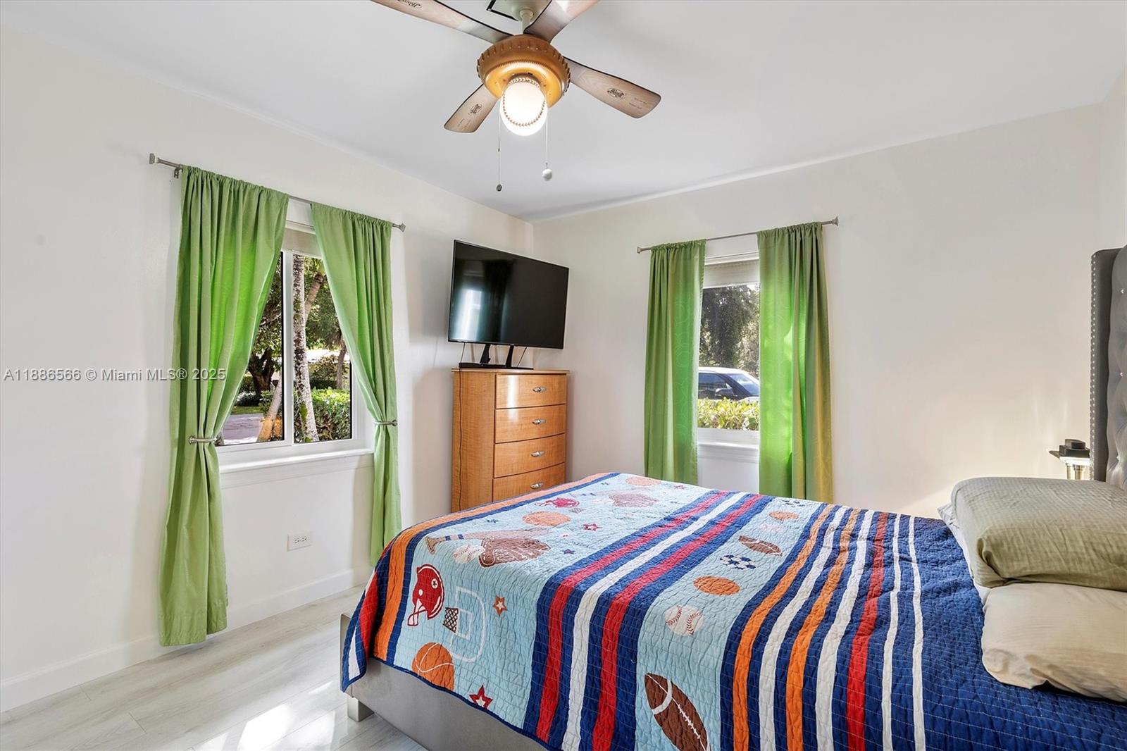 SHORELAND HGTS - Residential