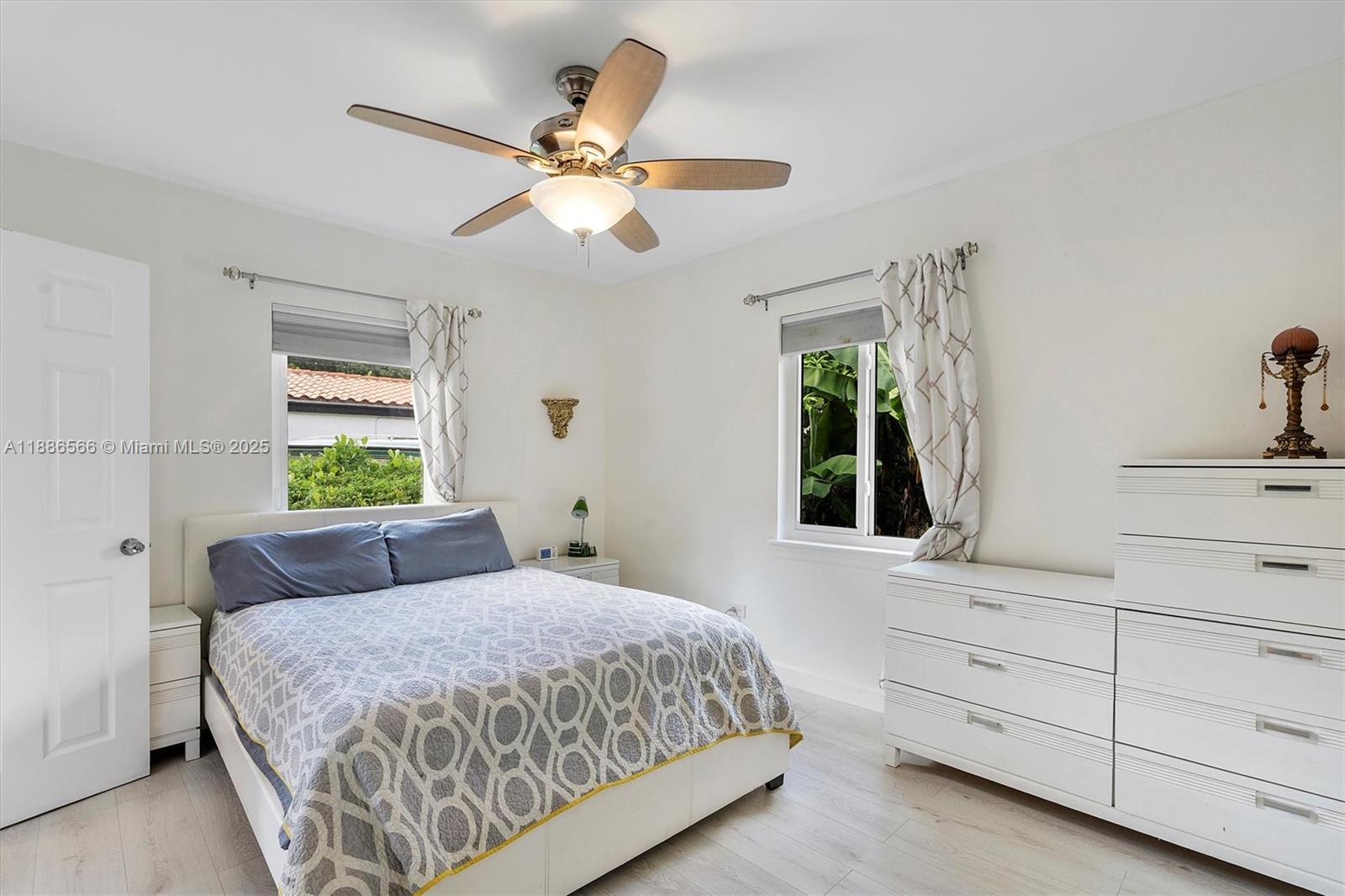 SHORELAND HGTS - Residential