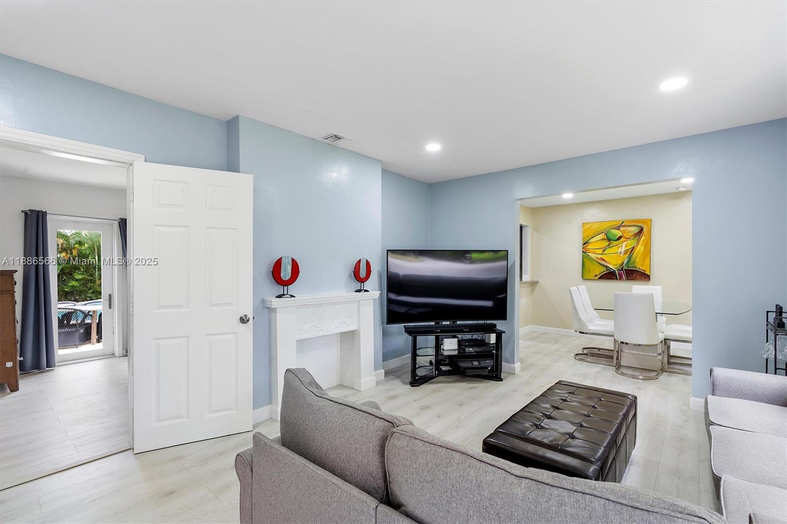 SHORELAND HGTS - Residential