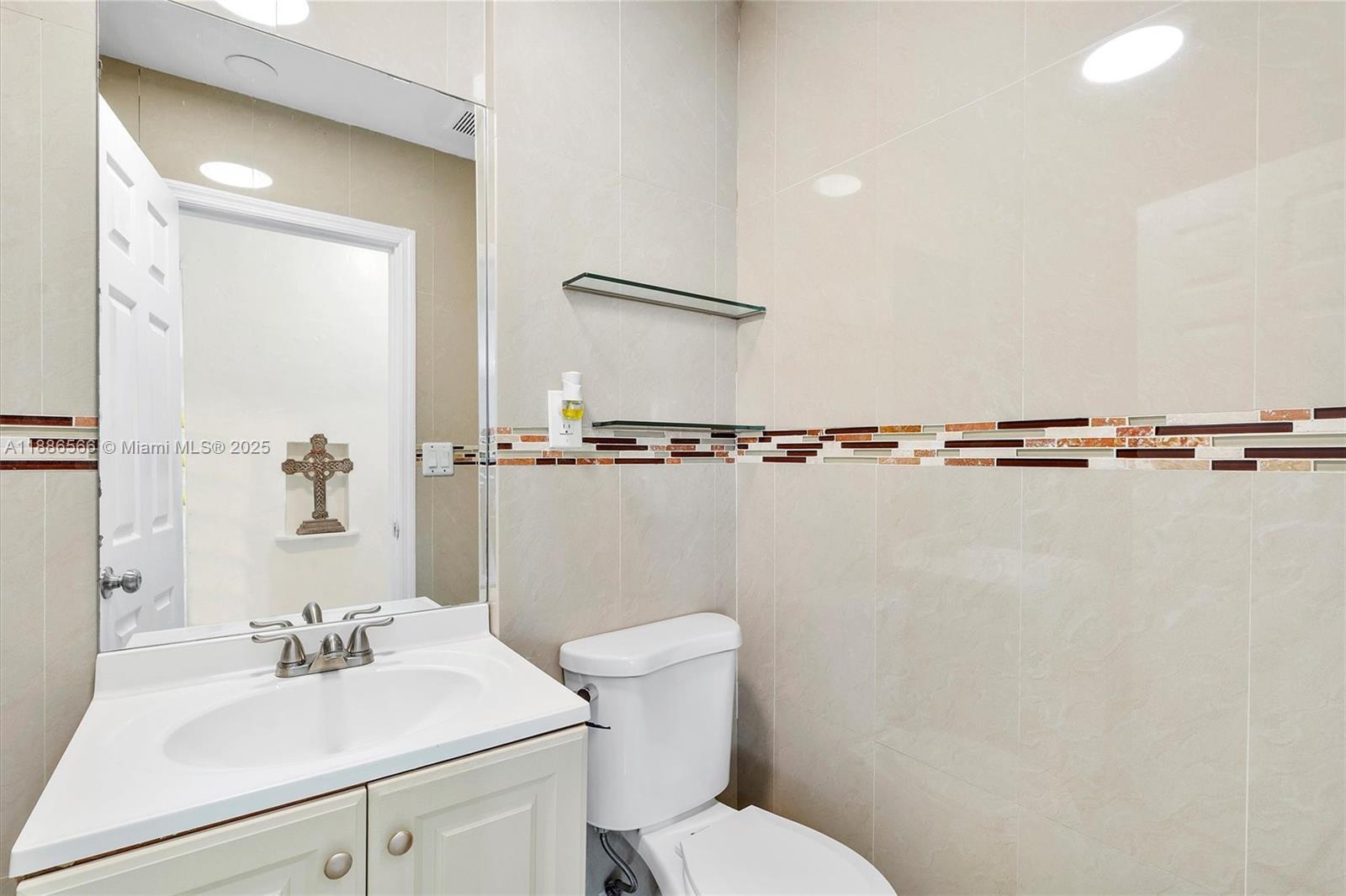 SHORELAND HGTS - Residential