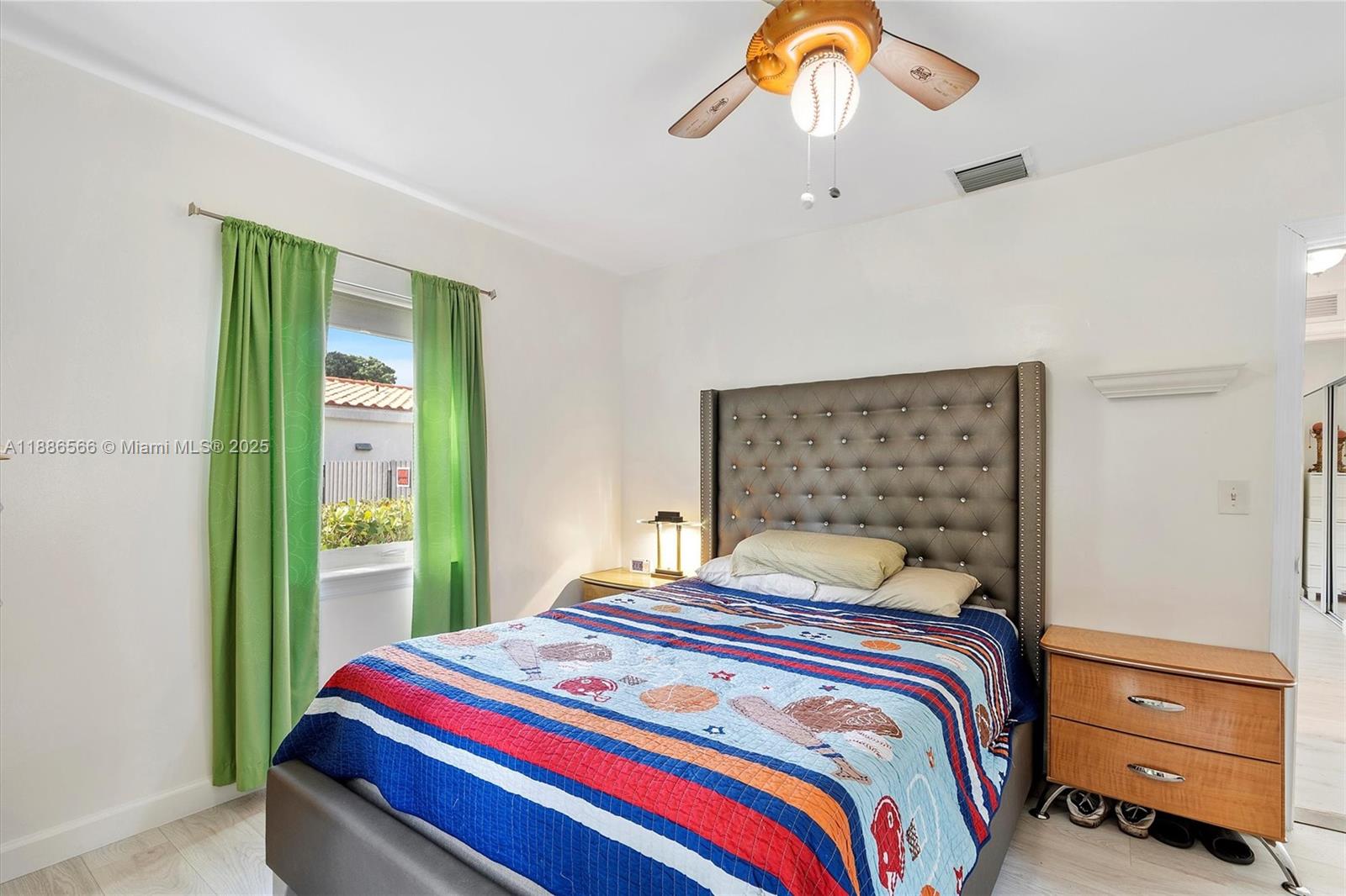 SHORELAND HGTS - Residential