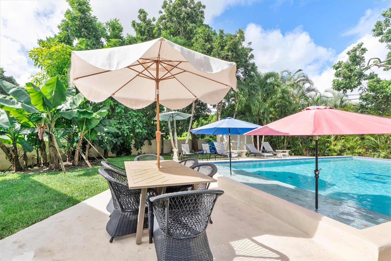 SHORELAND HGTS - Residential