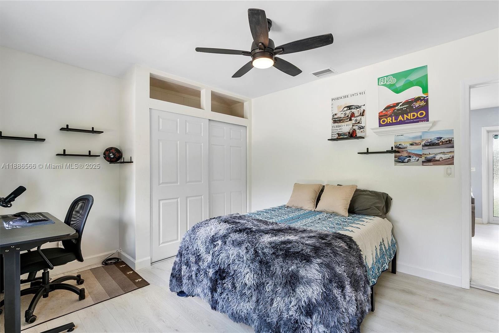 SHORELAND HGTS - Residential