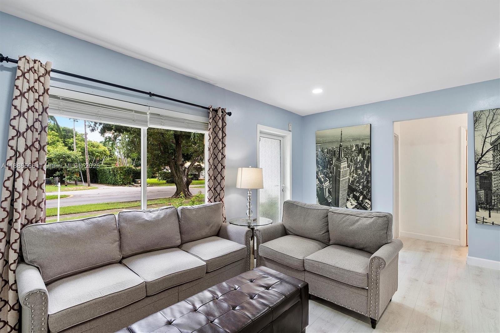 SHORELAND HGTS - Residential