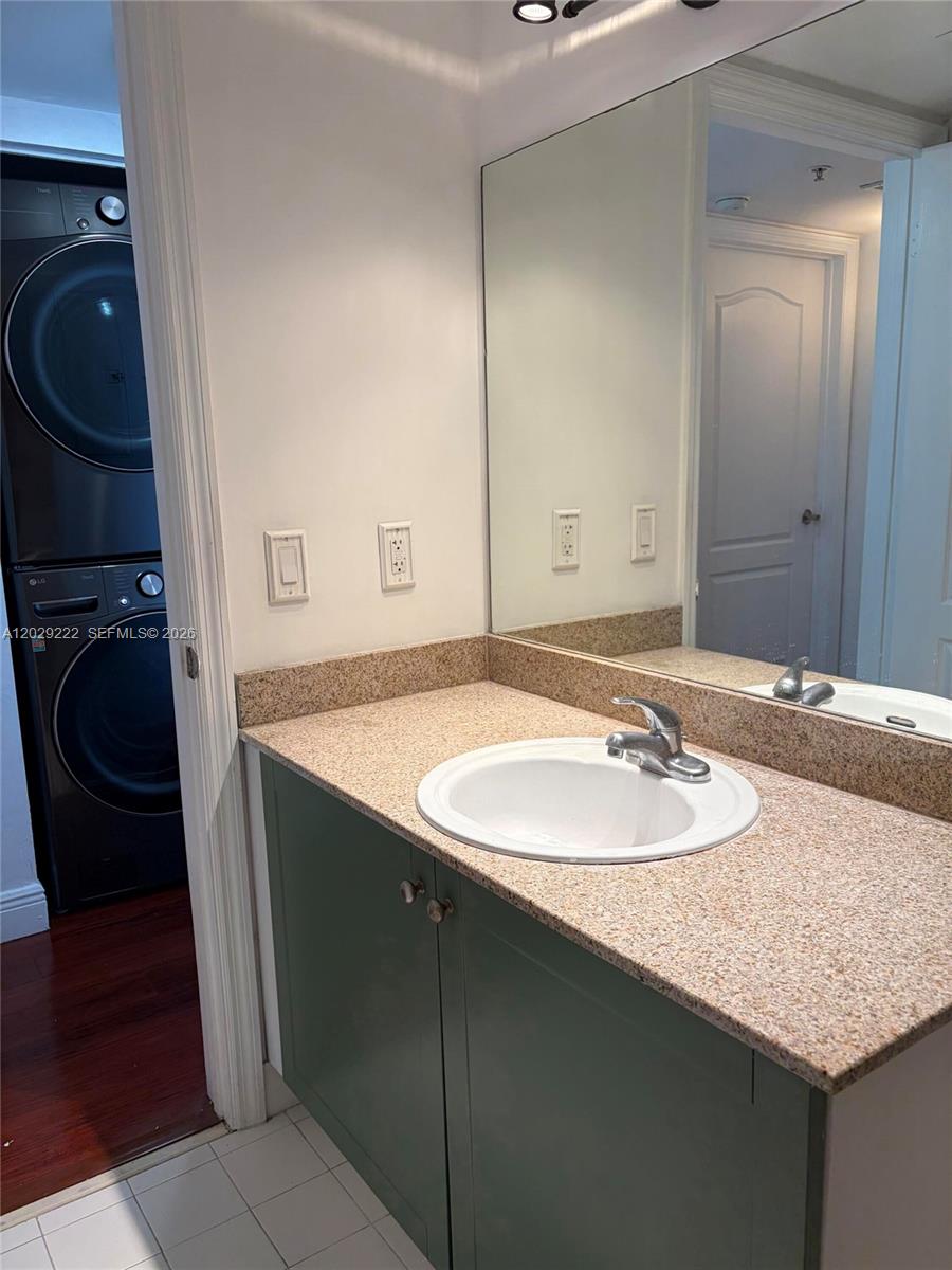 DOUGLAS PLACE CONDO - Residential