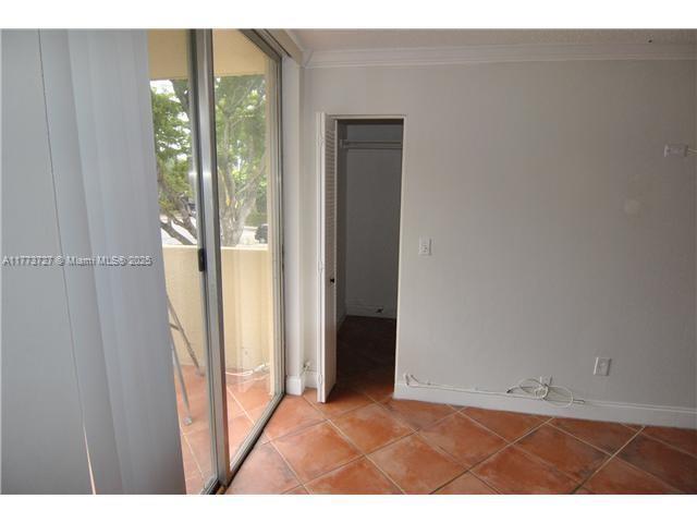 NORTH BAY VILLAS CONDO - Residential