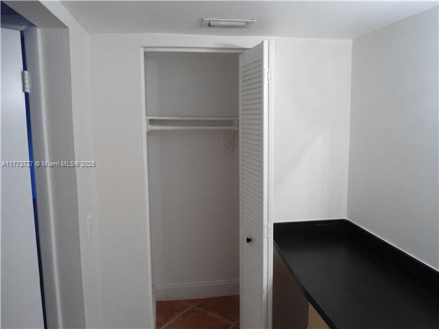NORTH BAY VILLAS CONDO - Residential