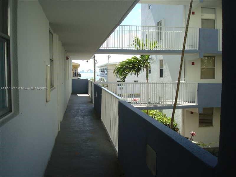 NORTH BAY VILLAS CONDO - Residential