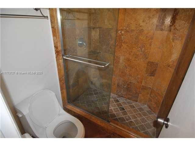 NORTH BAY VILLAS CONDO - Residential