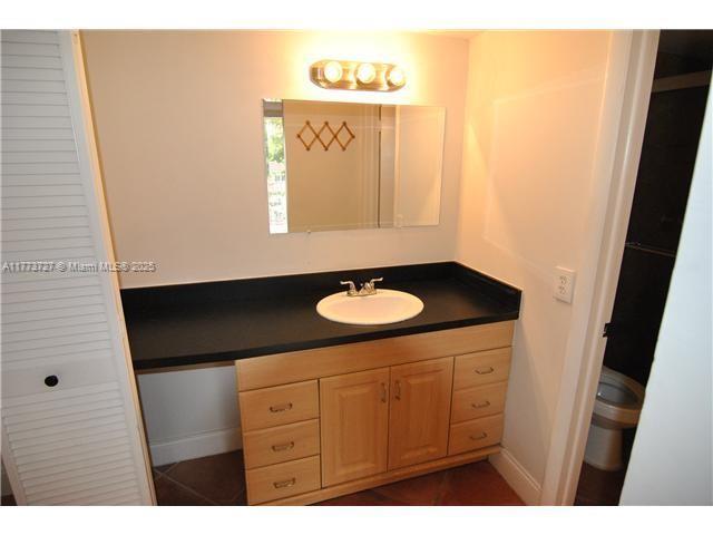 NORTH BAY VILLAS CONDO - Residential