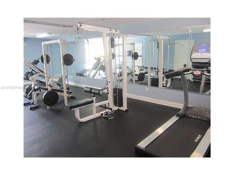 NORTH BAY VILLAS CONDO - Residential