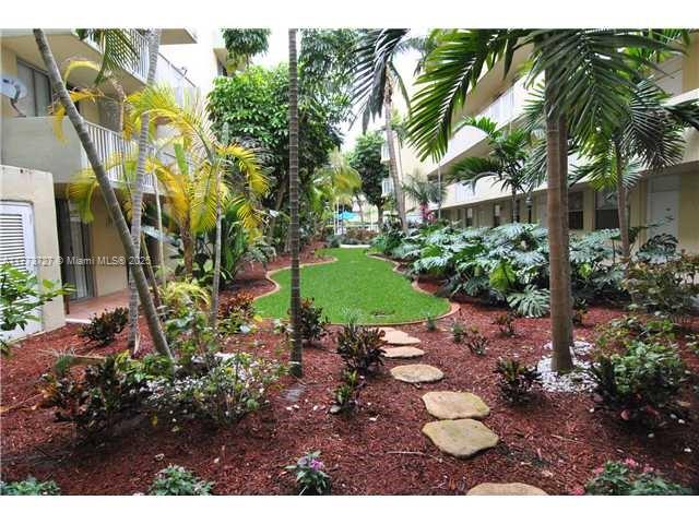 NORTH BAY VILLAS CONDO - Residential