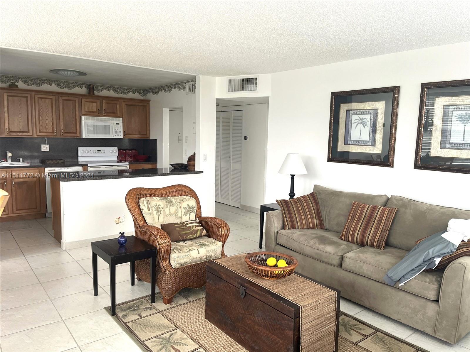 WATERGATE CONDOMINIUM NO - Residential Lease