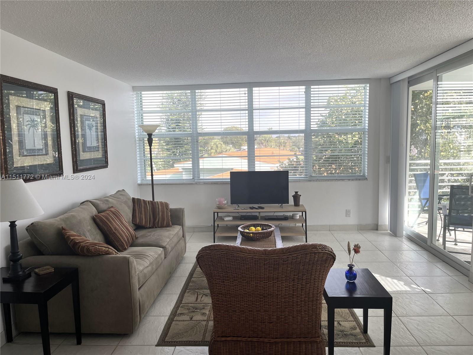 WATERGATE CONDOMINIUM NO - Residential Lease