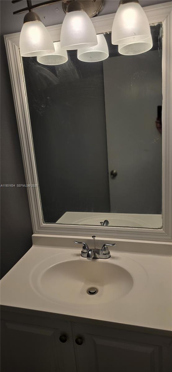 PALM PLACE CONDO - Residential Lease