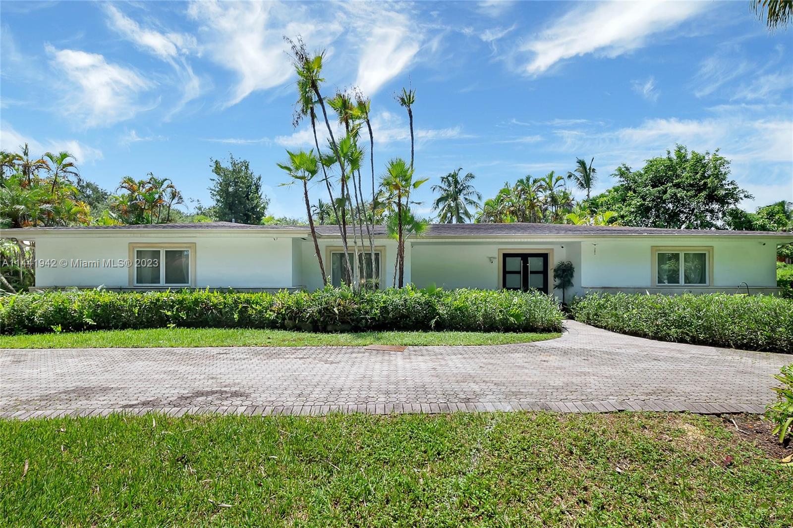 SUBURBAN ESTATES - Residential