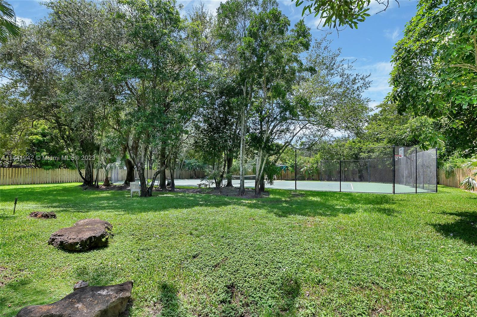 SUBURBAN ESTATES - Residential