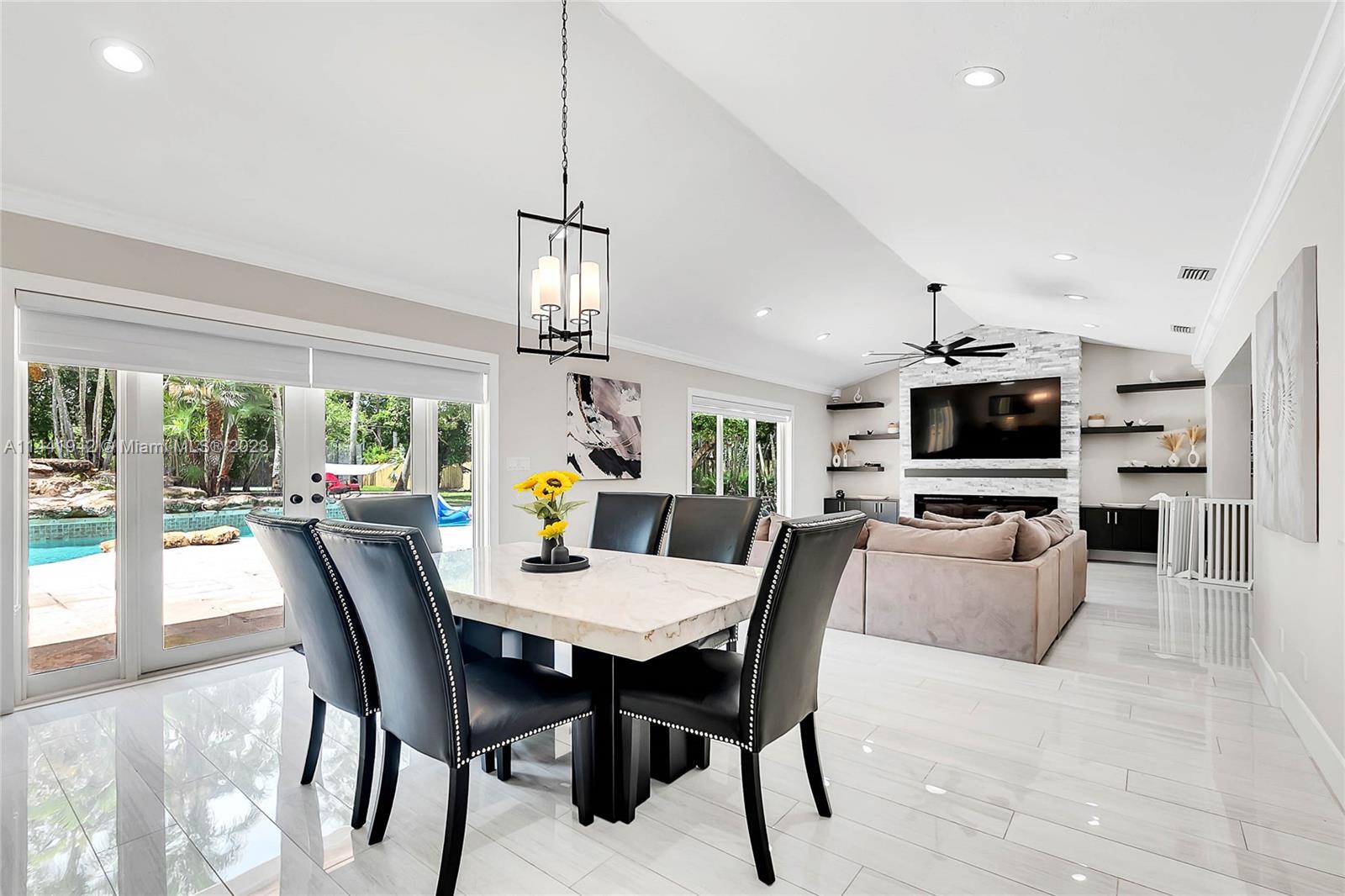 SUBURBAN ESTATES - Residential