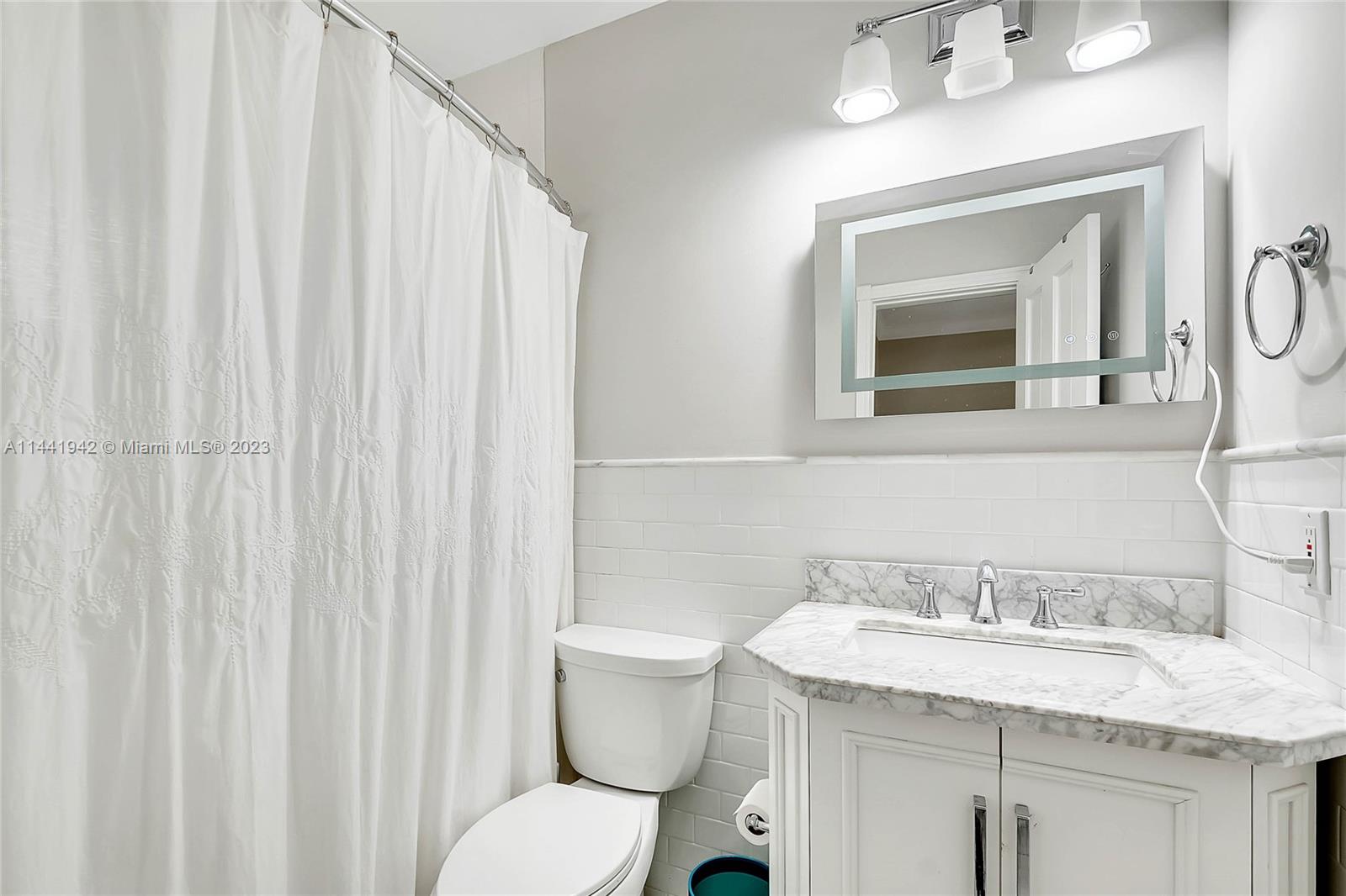 SUBURBAN ESTATES - Residential