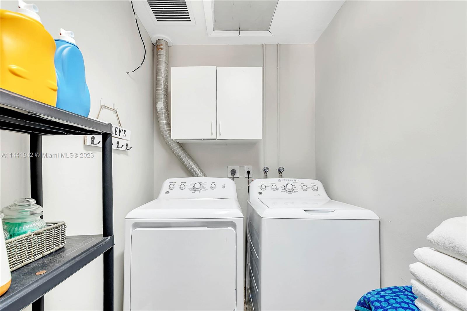 SUBURBAN ESTATES - Residential