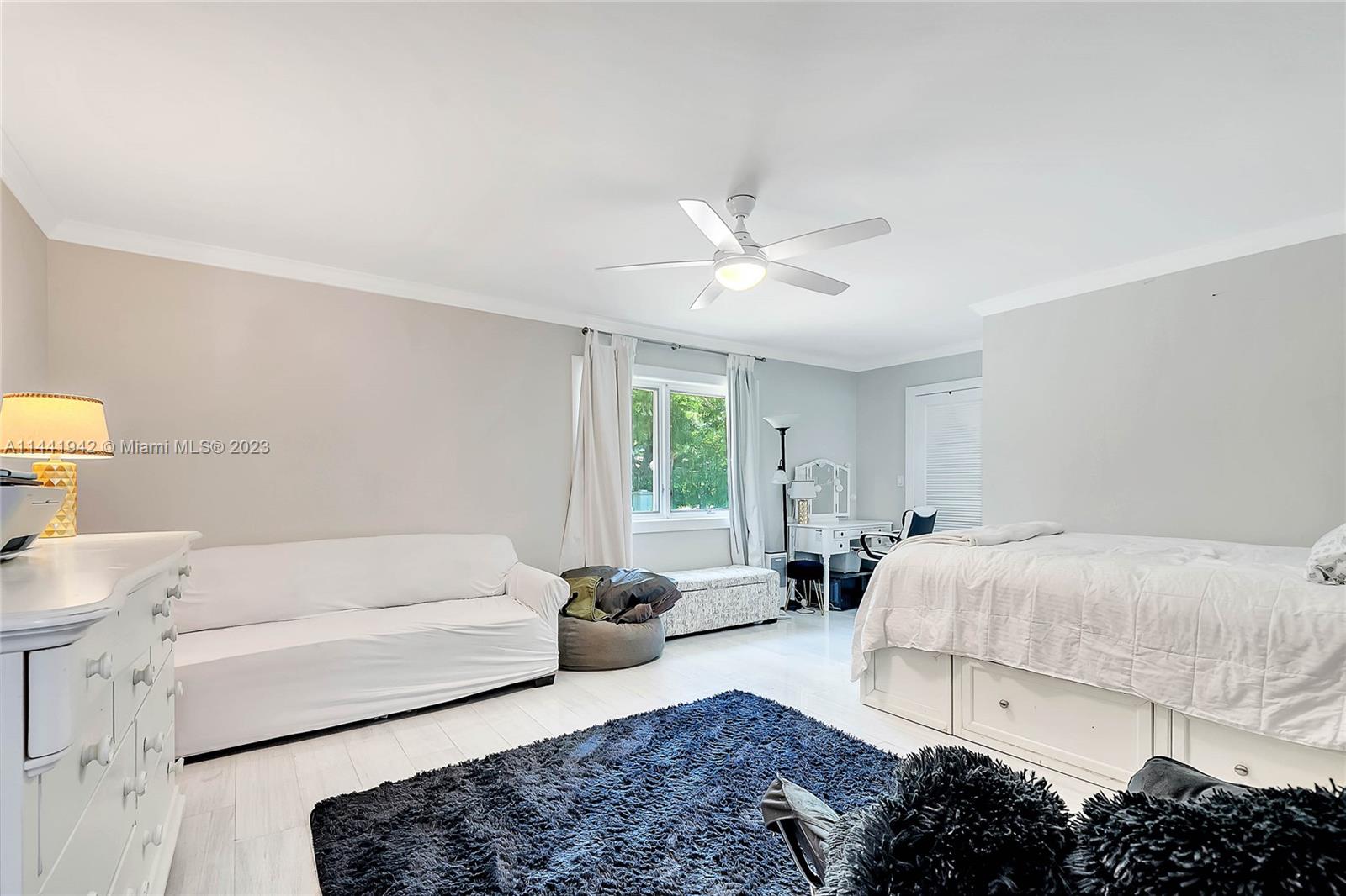 SUBURBAN ESTATES - Residential