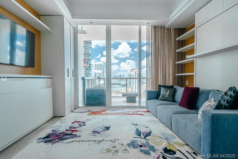 CONTINUUM ON SOUTH BEACH - Residential