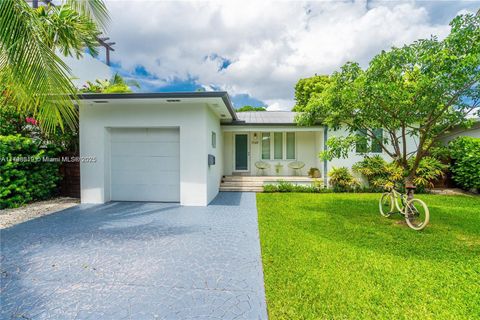 1749 Bay Dr 0 Miami Beach FL 33141