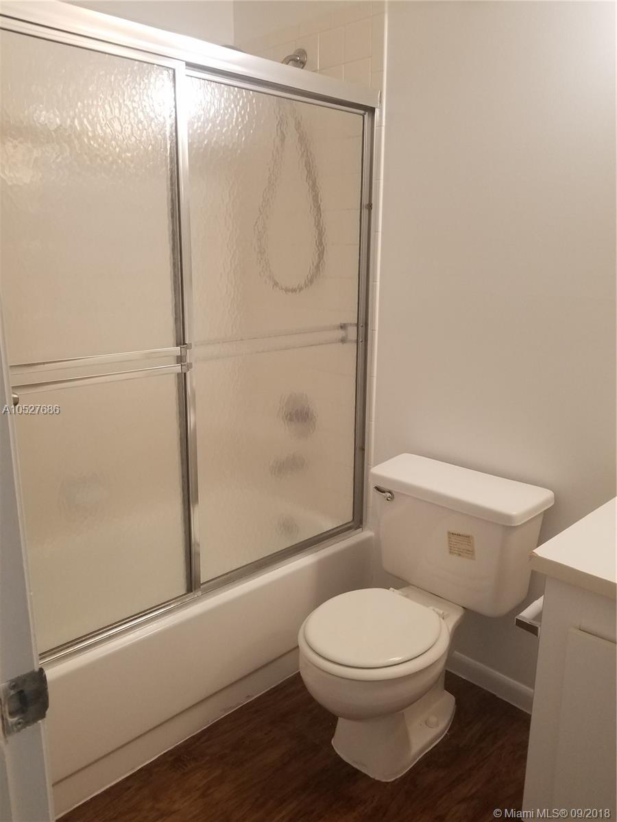 waterside Circle - Residential Lease