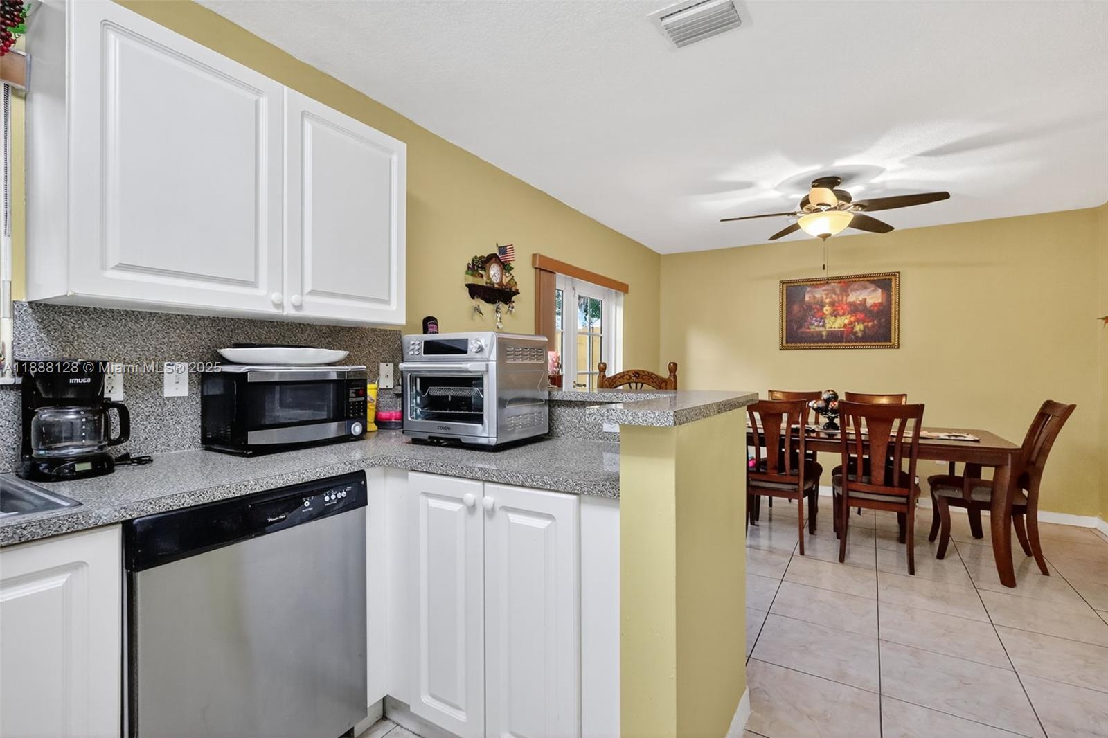 BONITA GOLF VIEW TOWNVILL - Residential