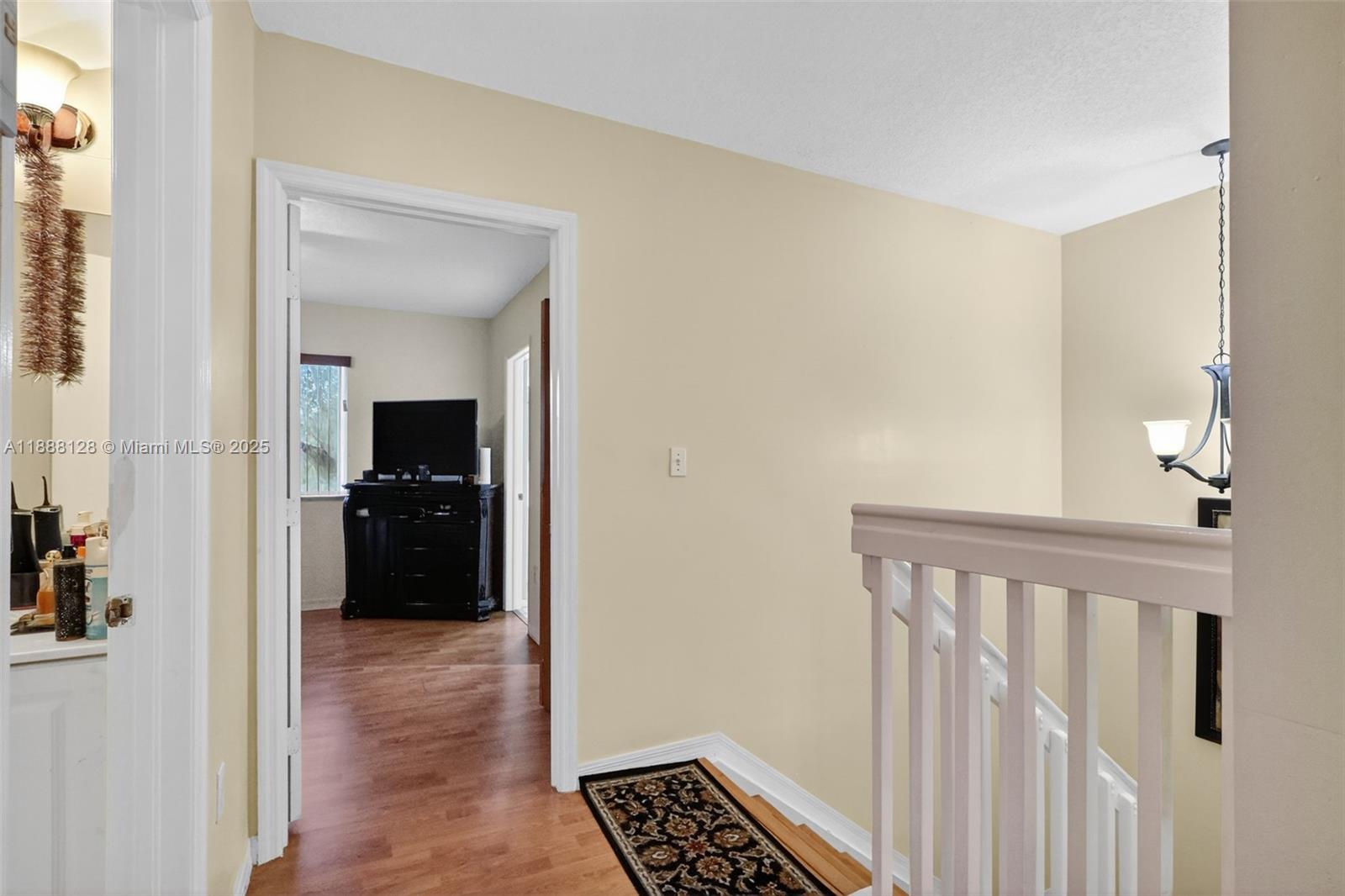 BONITA GOLF VIEW TOWNVILL - Residential