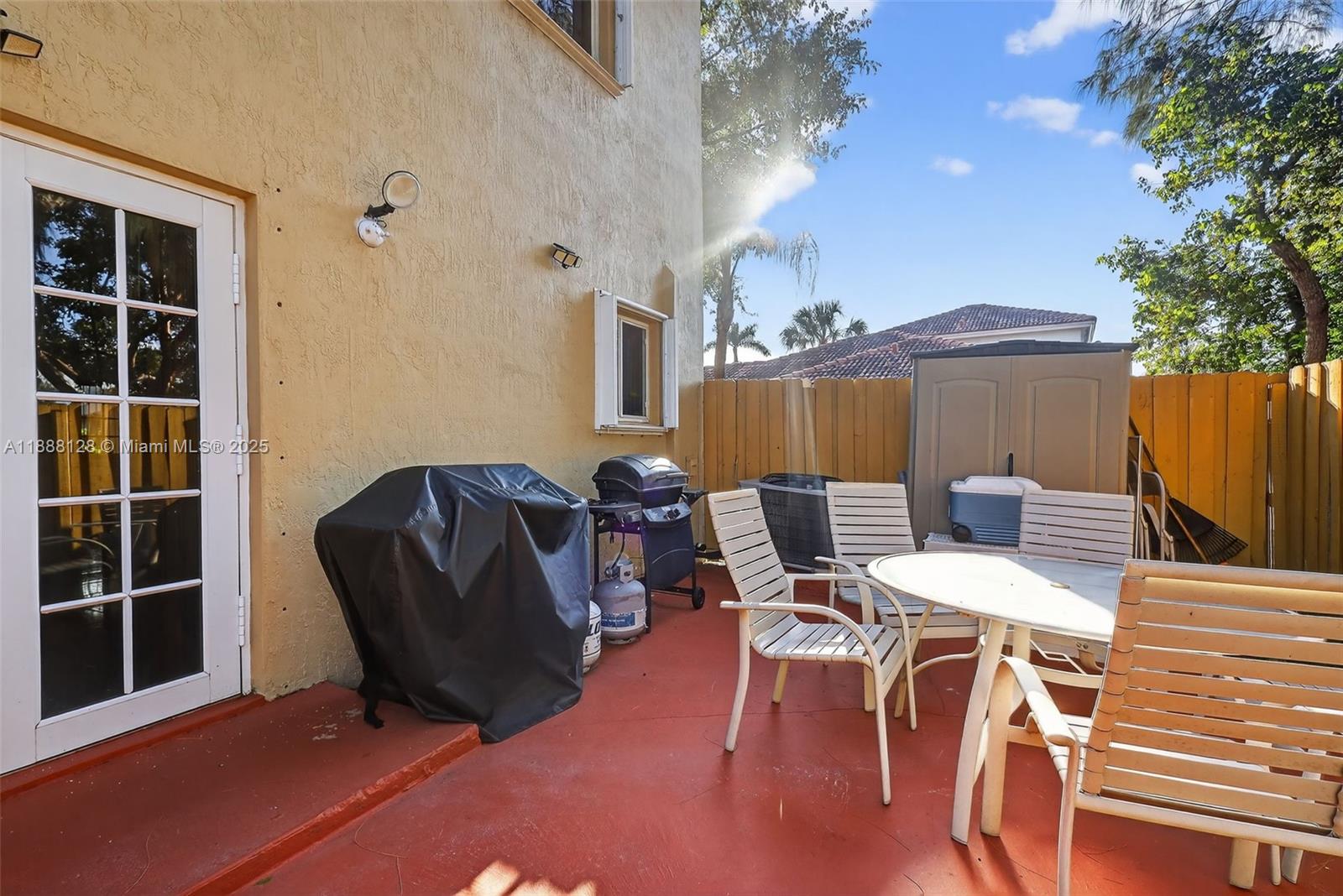 BONITA GOLF VIEW TOWNVILL - Residential