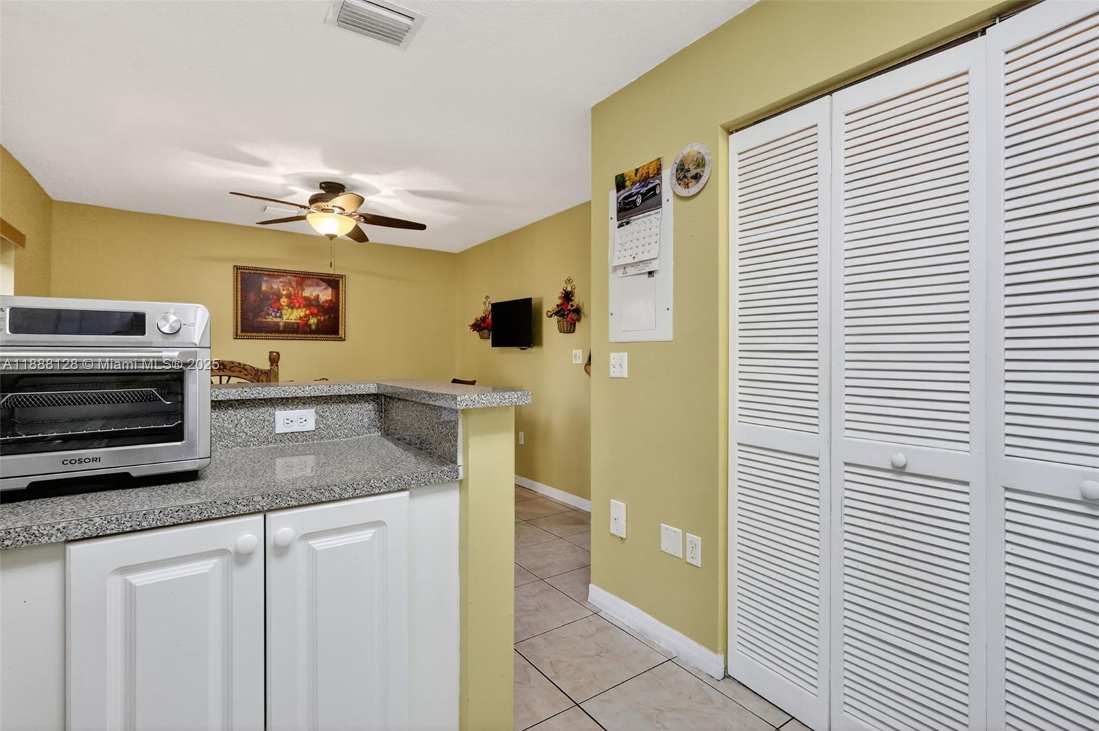 BONITA GOLF VIEW TOWNVILL - Residential
