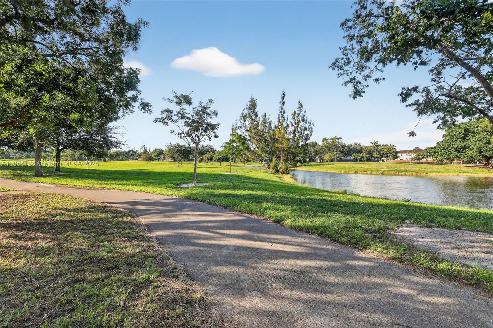 BONITA GOLF VIEW TOWNVILL - Residential