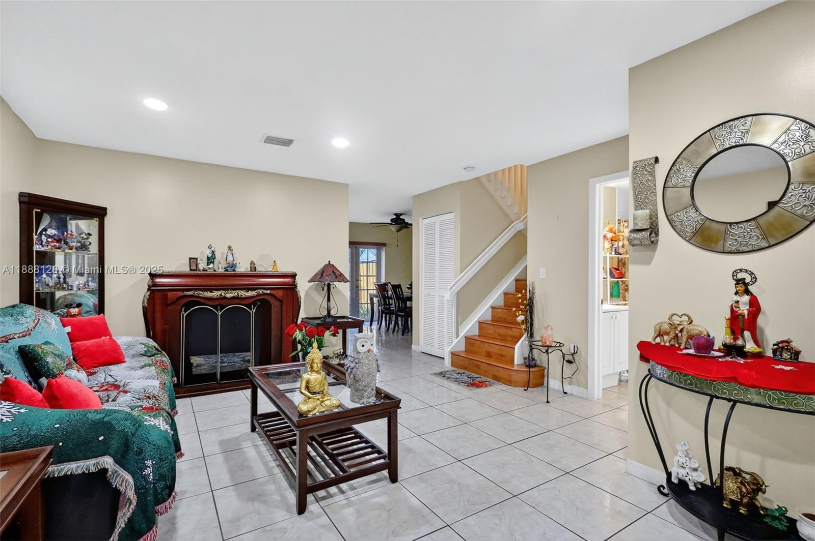BONITA GOLF VIEW TOWNVILL - Residential