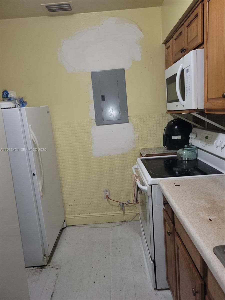 ORANGE HEIGHTS - Residential