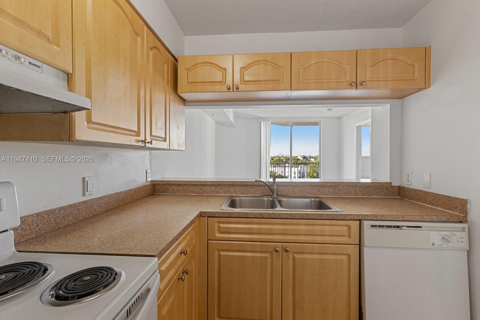 THE CITADEL CONDO - Residential