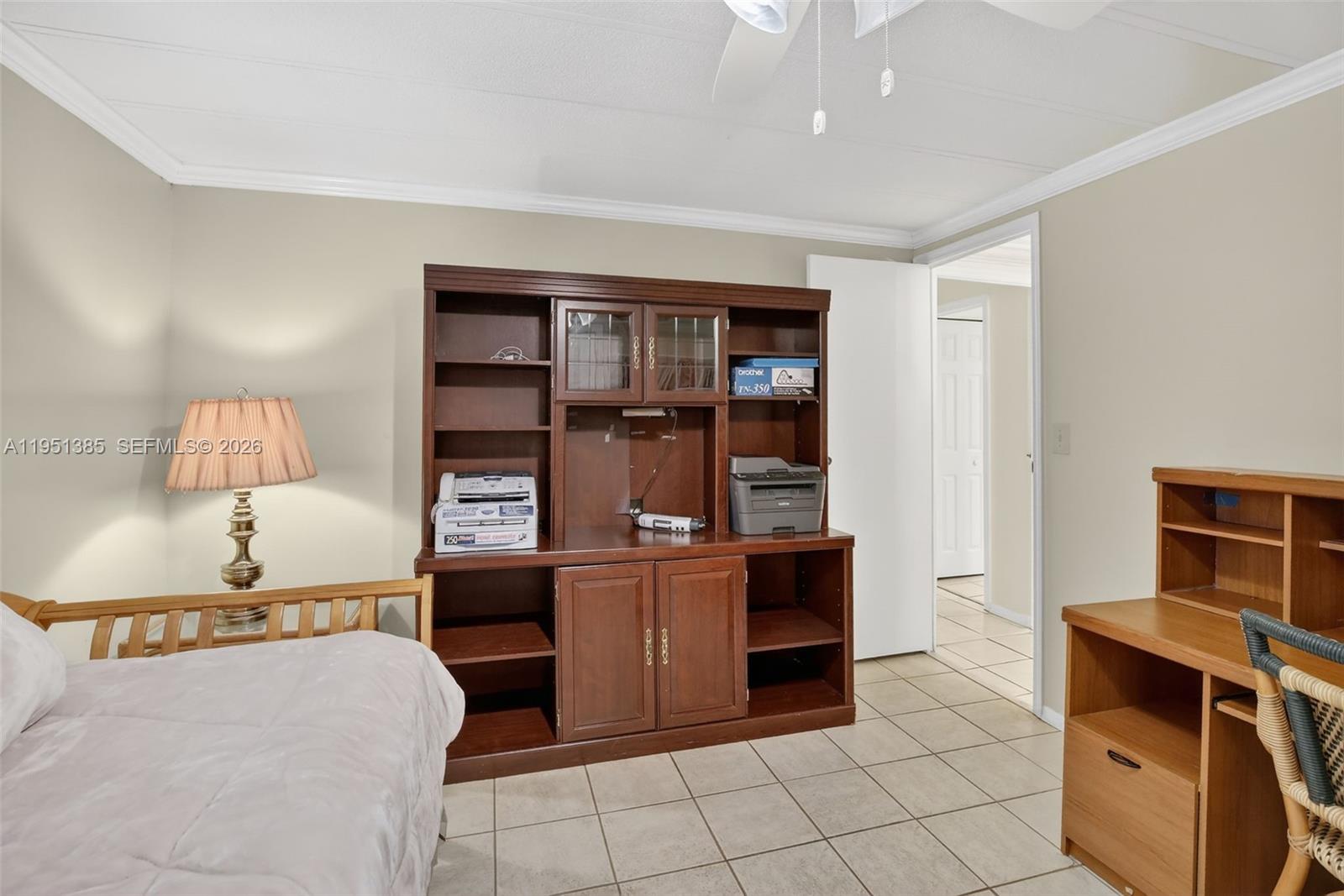 RAVENSWOOD ESTATES & MARI - Residential