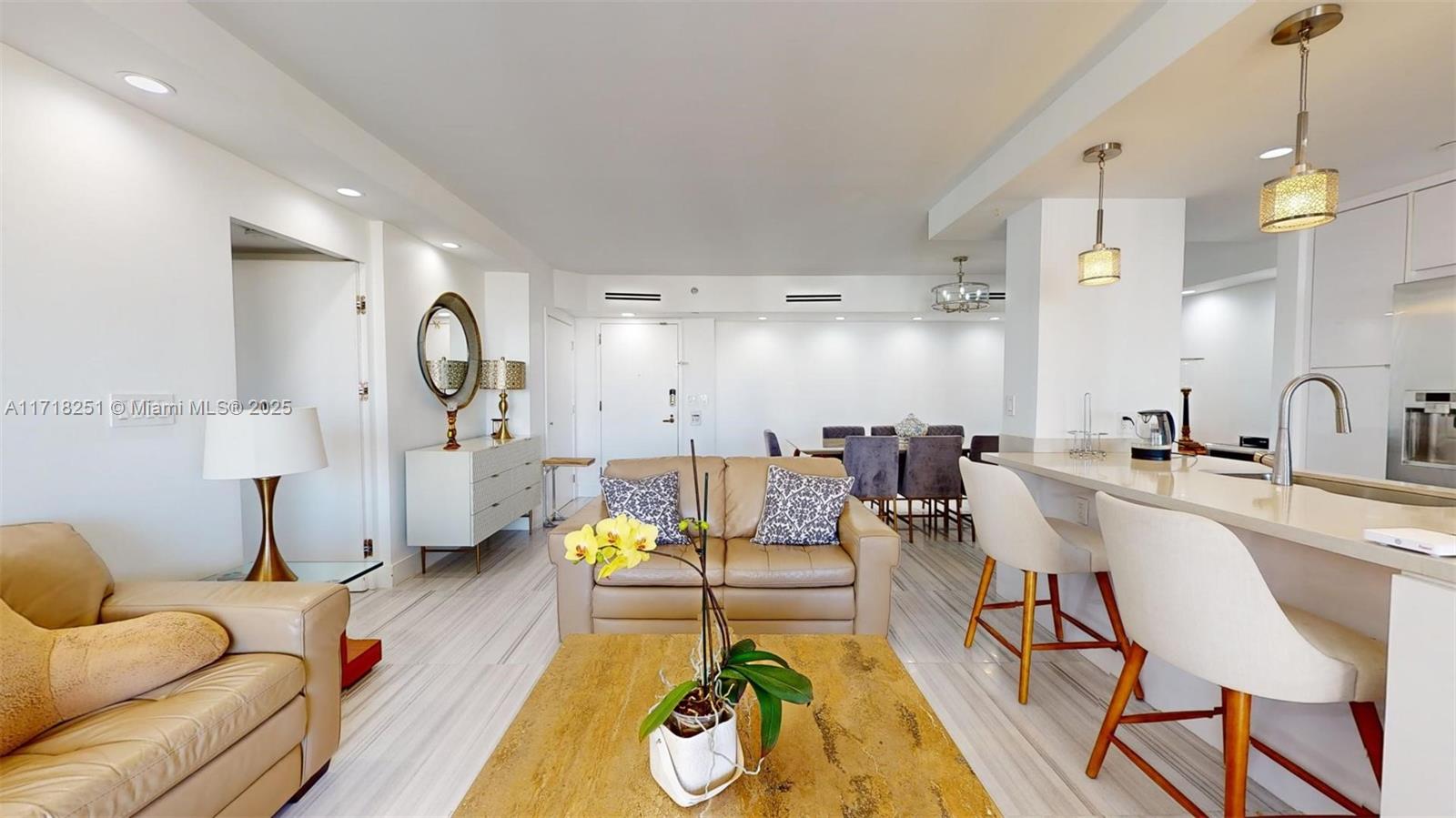 TURNBERRY ISLE SOUTH COND - Residential