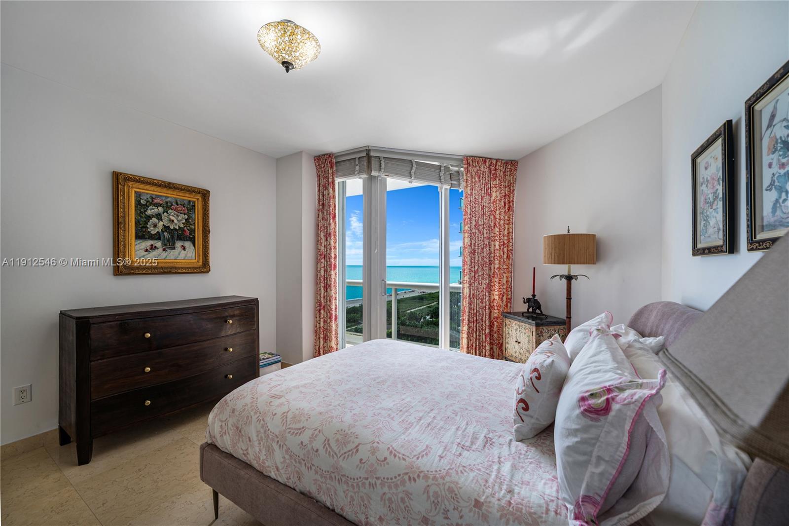 SOLIMAR CONDO - Residential