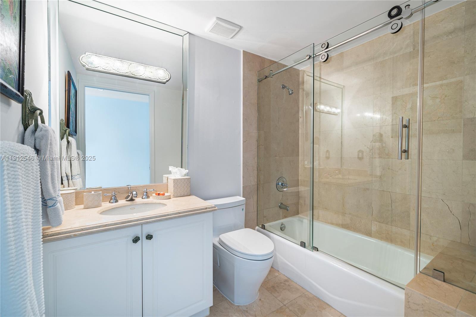 SOLIMAR CONDO - Residential