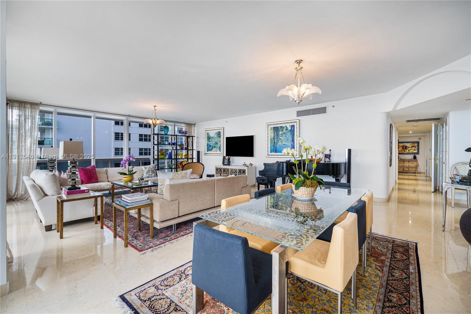 SOLIMAR CONDO - Residential